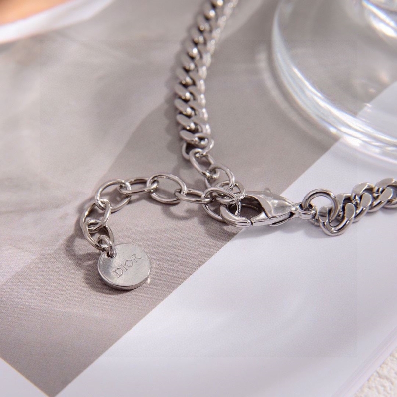 chr1st1an D10r necklaces